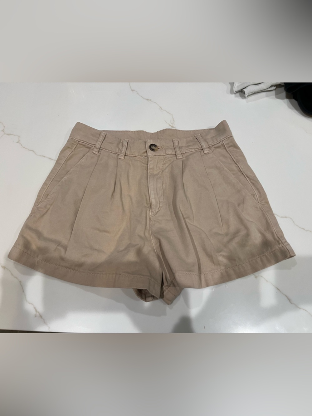 Free People pleated shorts size 2